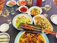 -伊带伊路新疆美食府(呼家楼店)