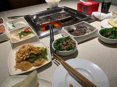 -海底捞火锅鲜切牛肉主题店(长寿路店)