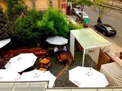 二楼俯视-Geneva日内瓦餐厅(西郊宝成花苑店)