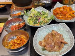 -臻牛烤肉