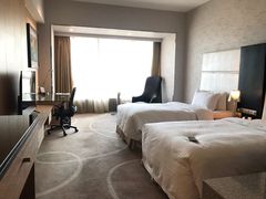 -上海虹桥西郊假日酒店