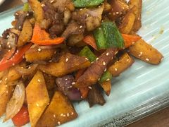 -清真·玛丽亚新疆菜主题餐厅(浙江中路店)