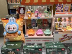 -泡泡玛特POPMART(蓝色港湾店)