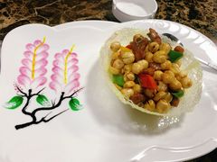 莲子焗虾酱骨-宜兴隆家宴·私房菜(泰安华庭店)