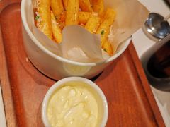 -阿妮叶李(光谷世界城店)