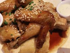 肋排鸡翅鸭腿拼盘-MOSSO德国餐厅·音乐酒吧(环宇荟店)