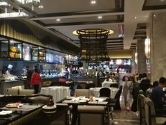 大堂-烟台中泽华羿铂尔曼酒店·汇·全日餐厅·高空海景自助