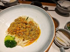 -馋三尺蟹粉小笼(人民广场店)