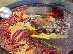 -黄潇洒老火锅(九眼桥宏济巷店)