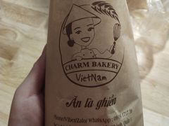 -Bánh Mì Huynh Hoa