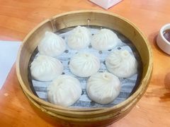 -莱莱小笼·乔艾