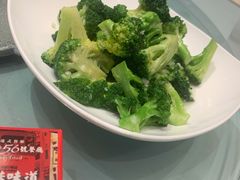 清炒西兰花-高第街56号港式餐厅·精选(世茂广场宽厚里大明湖店)