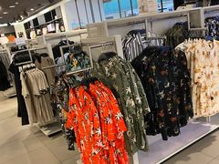 -H&M(鹏欣水游城店)