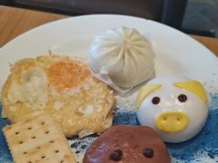 -亚龙湾希尔顿自助餐厅·海鲜·烧烤·沙滩BBQ·现场乐队
