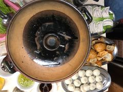-威邵鸡煲(西华路总店)