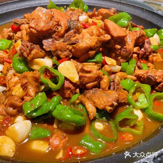 侯志伟老街炒鸡(自强西路店)