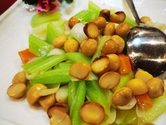 西芹百合腰果-宜宾海鲜酒家·三十年老字号