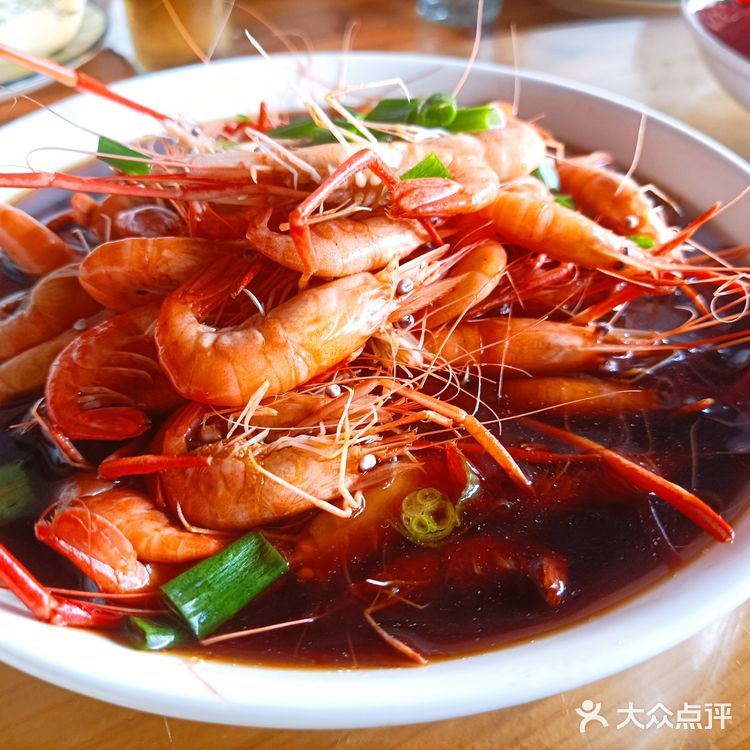 # 绍兴历史保护街区美食