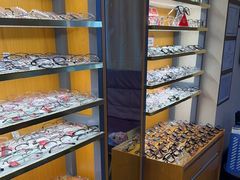 -优医视平价眼镜蔡司依视路折扣工厂店(十里堡店)