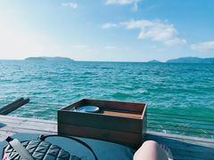 -Sunset Bar(丹绒亚路香格里拉店)