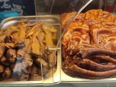 -老鼎万春卤菜(五代传承创始老店)