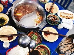 -马路边边·成都串串(翠柏路店)