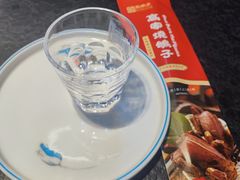 餐具摆设-高家烧鸽子烧烤店63年