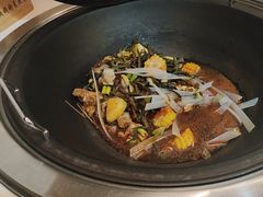 -人民公社铁锅炖·东北菜(卫国道店)