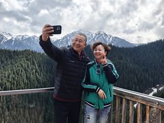 -丝绸之路山地度假区滑雪场