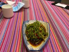 -香巴拉云南餐厅(华莱坞店)