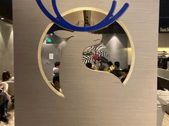 -瑞幸咖啡(新世界中心店)