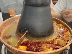 -楼外楼大刀肉传统火锅居(幸福街店)