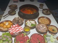 -贵府酸汤牛肉火锅·贵州老字号(飞山街店)