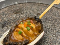 石锅大鲍鱼-品海楼·大连海胆锅贴馆(东港店)