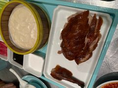 -姚姚酸菜鱼·金戈戈香港豉油鸡(喜荟城联名店)