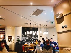 大堂-肯德基(沈阳机场T3店)