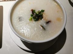 皮蛋肉丝粥-避风塘·老港味餐厅(虹口龙之梦店)