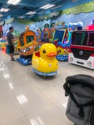 -莫莉幻想儿童乐园(武汉保利广场店)