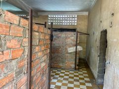 -吐斯廉屠杀博物馆