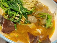 -万记麻辣烫国展总店