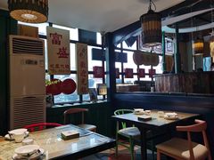 大堂-粤港湾砂锅粥·宵夜(宝龙店)