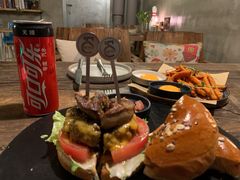 -HIGH FIVE哈福手工汉堡(桂林路店)