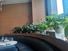 -斯普汇生蚝牛排馆(中骏世界城店)