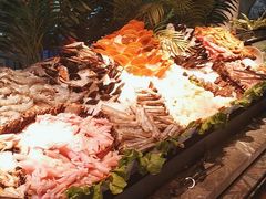 -海吃海喝海鲜烤肉餐厅