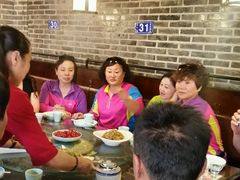 -东口码头·烧鸽子·鱼头泡饼·地方菜(金鹰悦城店)