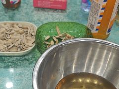 -鹤乡东北菜(崮山路店)