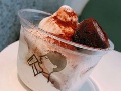 空气巧克力雪糕杯-喜茶(上海打浦桥日月光gelato lab+店)