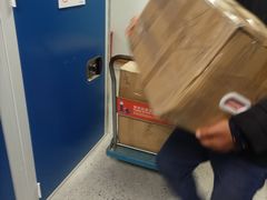 -StorHub趣存自助仓·迷你仓(九亭店)