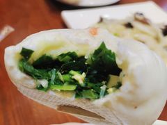 虾皮韭菜包-石头门坎