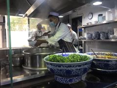 -陇上全荟兰州传统牛肉面(延吉路店)